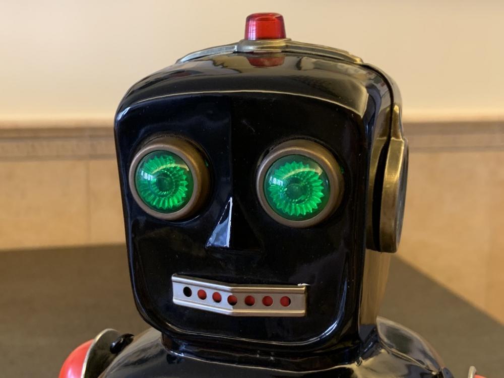 Blink A Gear Robot by TAIYO JAPAN in 1960's - ROBOT TALK