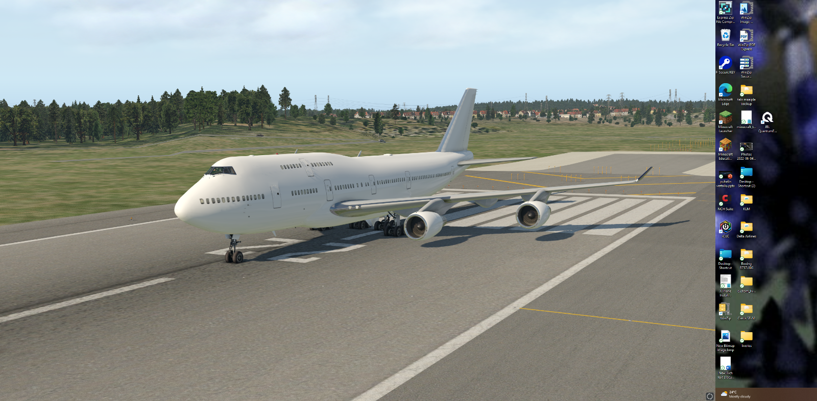 white livery for default 747-400 XP11 - Aircraft Skins - Liveries