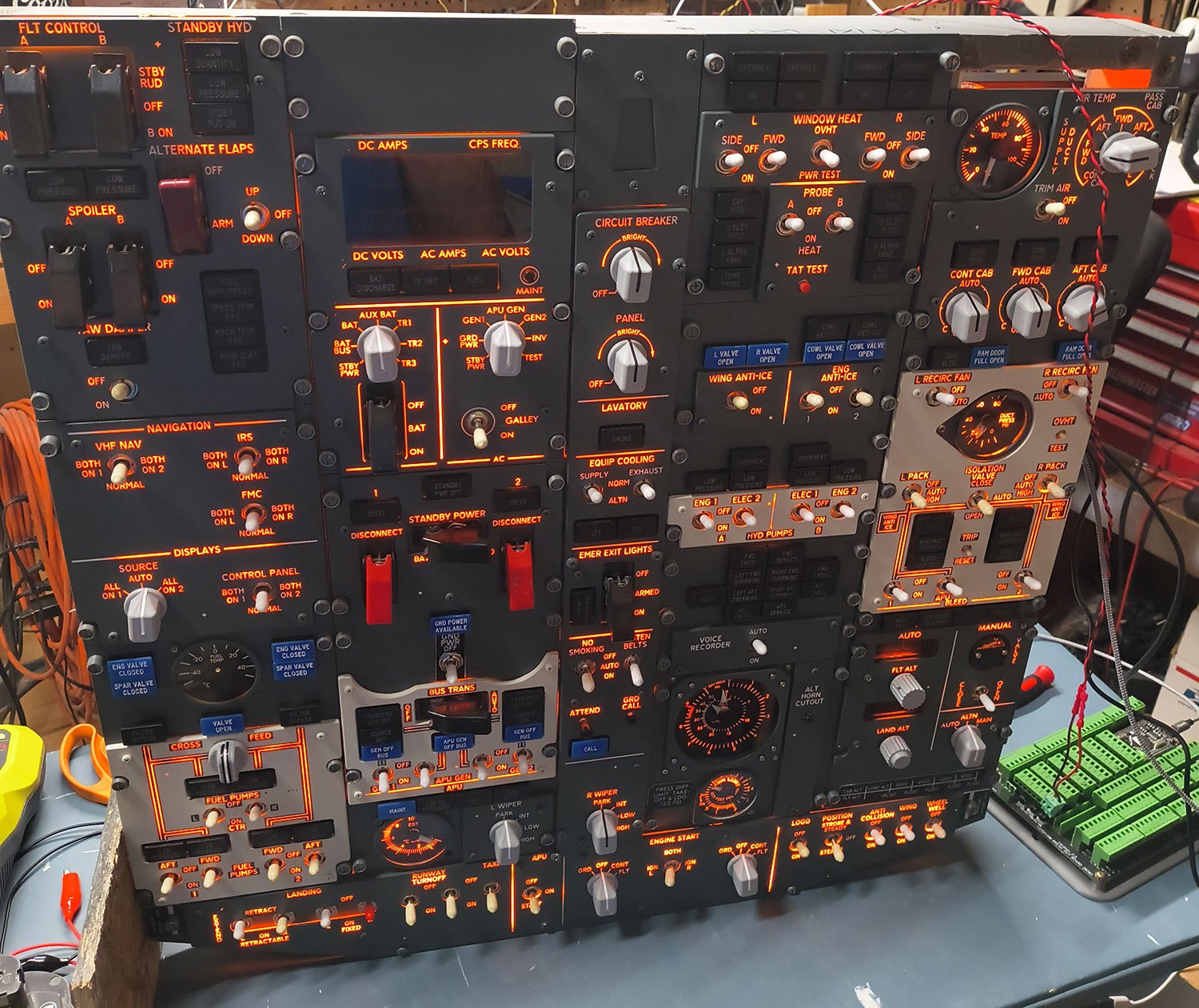Overhead panel Annunciator light Datarefs - ZIBO B738-800 modified