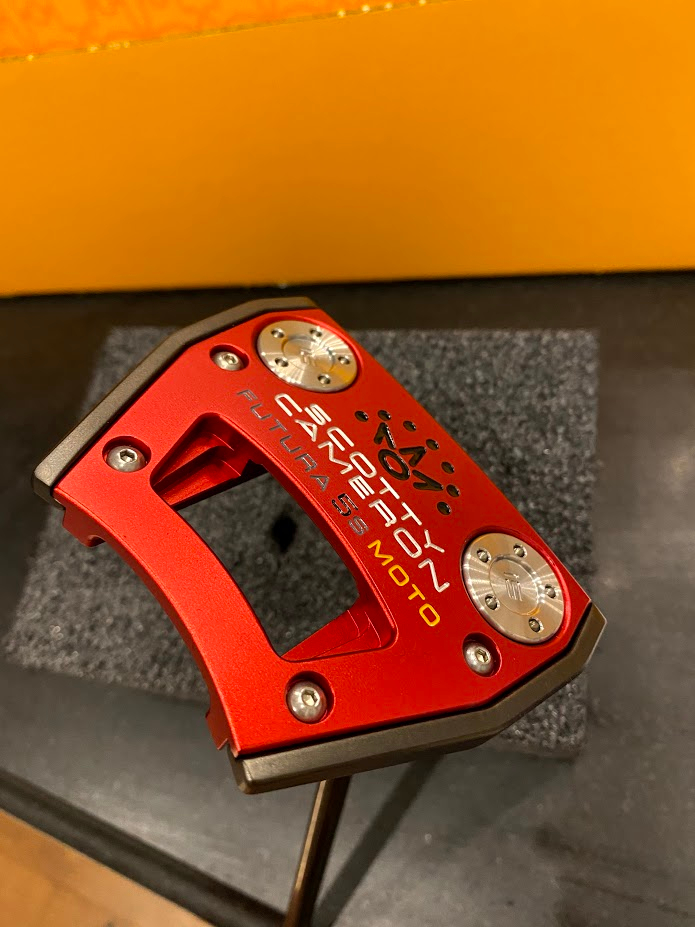 Scotty Cameron Futura 5S MOTO Plus - Black & Red - 34.5