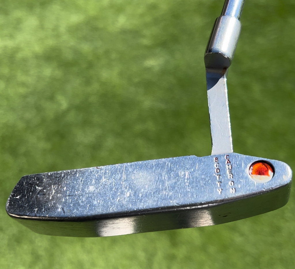 UP CLOSE on Tiger Woods' famous Scotty Cameron putter – 2023