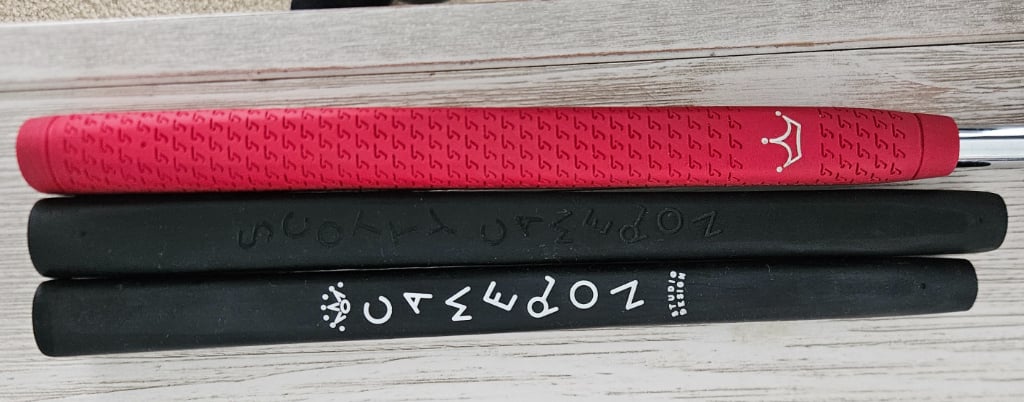 NEW SCOTTY CAMERON TOUR PISTOLINI PLUS GREY-WHITE CIRCLE T