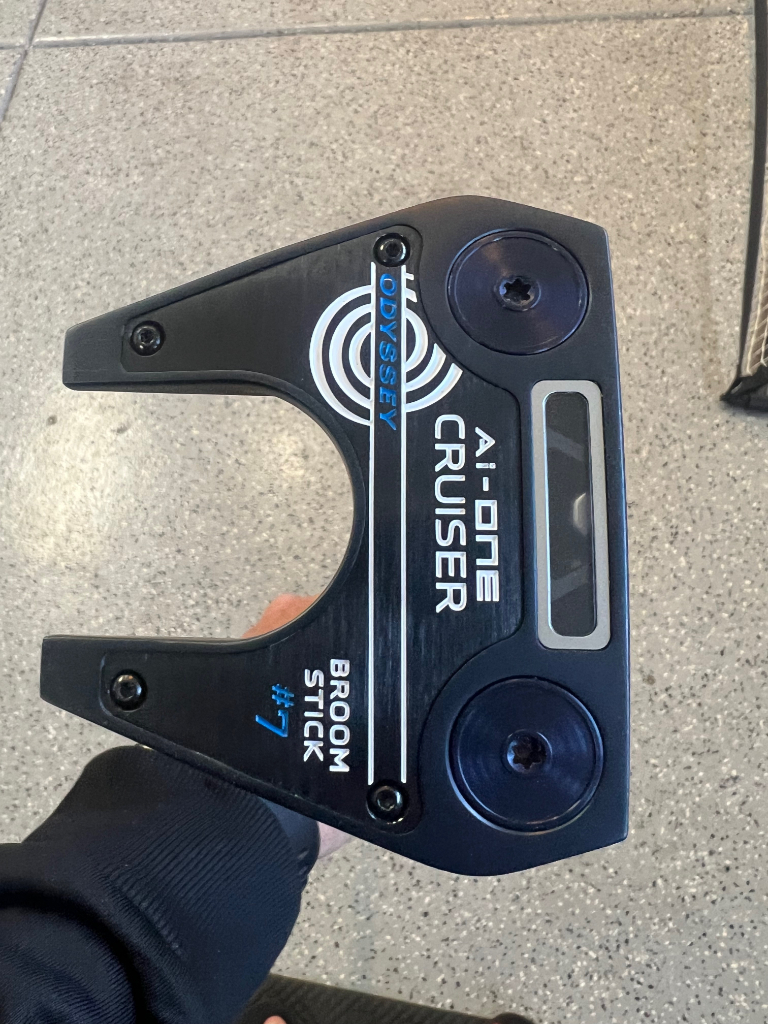 Odyssey Ai-ONE Cruiser #7 CS Broomstick Putter (44