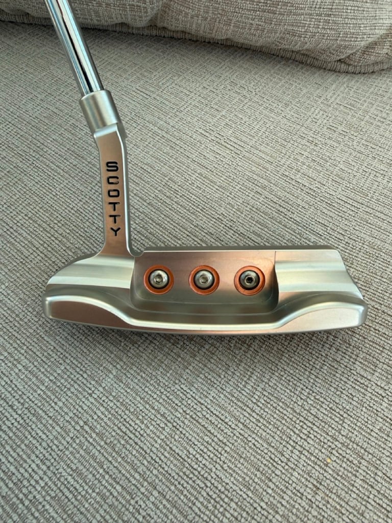 Price Drop - Limited Release 2008 Scotty Cameron Button Back