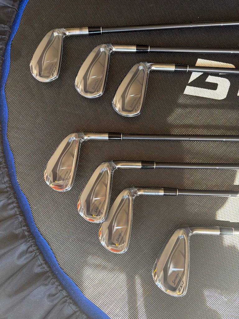 Limited Edition Srixon Blackout ZXi7 Irons (4-P) - BNIP