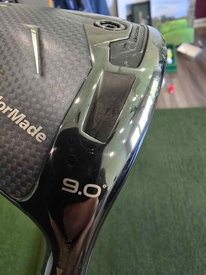 Tour Issue Taylormade QI35 