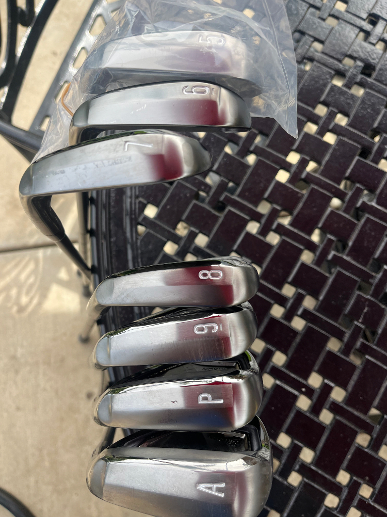 REDUCED- Srixon ZXi5 Black Chrome 5-GW, Cobra Optm X 10.5 - For