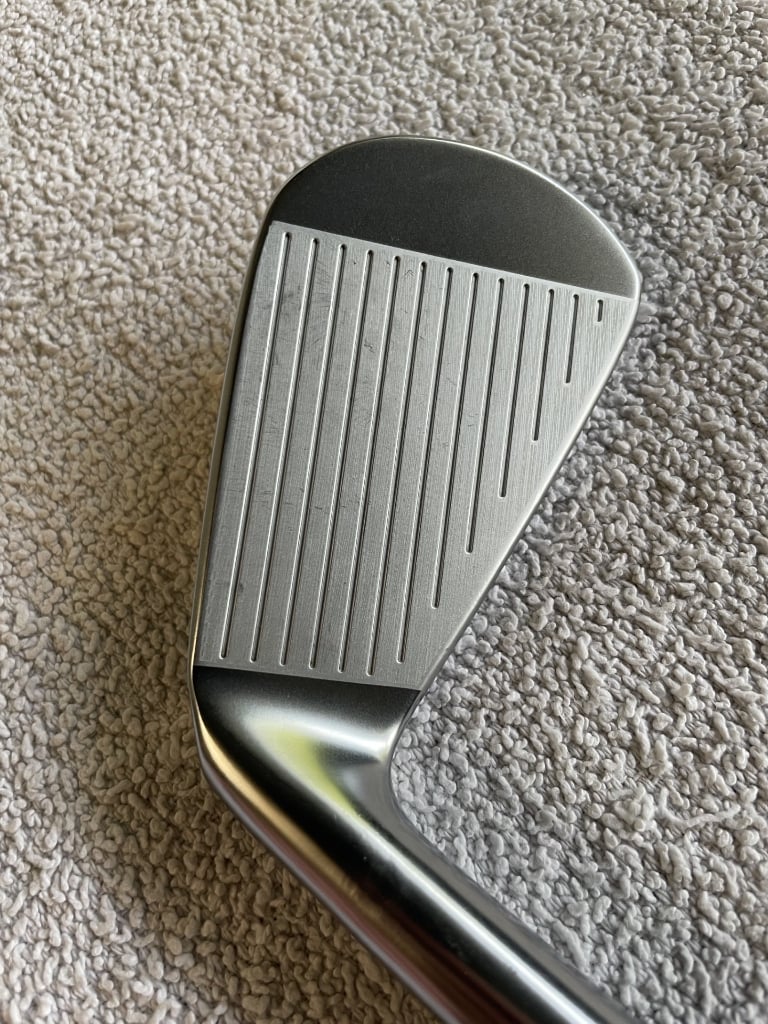 Srixon zxi7 4 iron; Toulon Chicago cruiser putter; Superstroke 3.0
