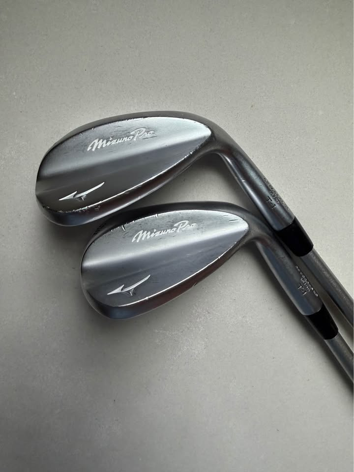 Mizuno JPX 923 Tours / Mizuno T1 Wedges / Srixon ZX MKII 2-Iron