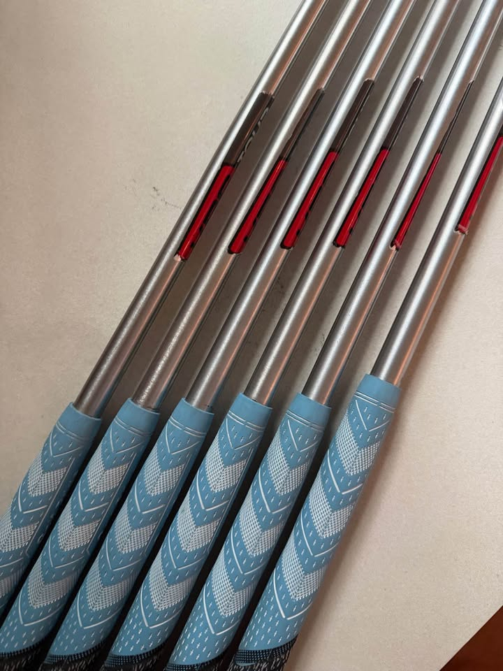 Mizuno JPX 923 Tours / Mizuno T1 Wedges / Srixon ZX MKII 2-Iron