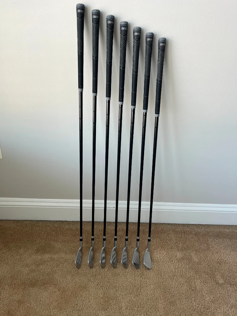 Srixon ZXi7 4-PW - Dynamic Golf Tour Issued S400 Shafts - MINT