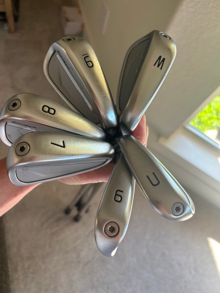 CHEAP* ⚪️ ping i230's with steelfiber i95 shafts - Classifieds