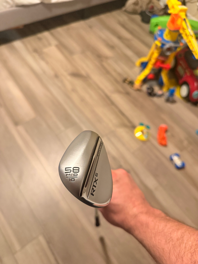 item added! 🔥 🔥Srixon ZXI 10.5 w/Ventus blue velo + 6x, Cally UT