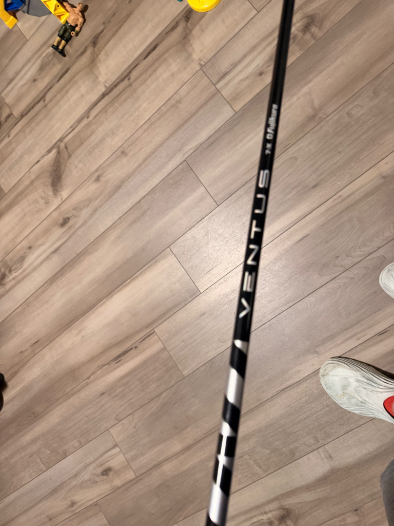 item added! 🔥 🔥Srixon ZXI 10.5 w/Ventus blue velo + 6x, Cally UT