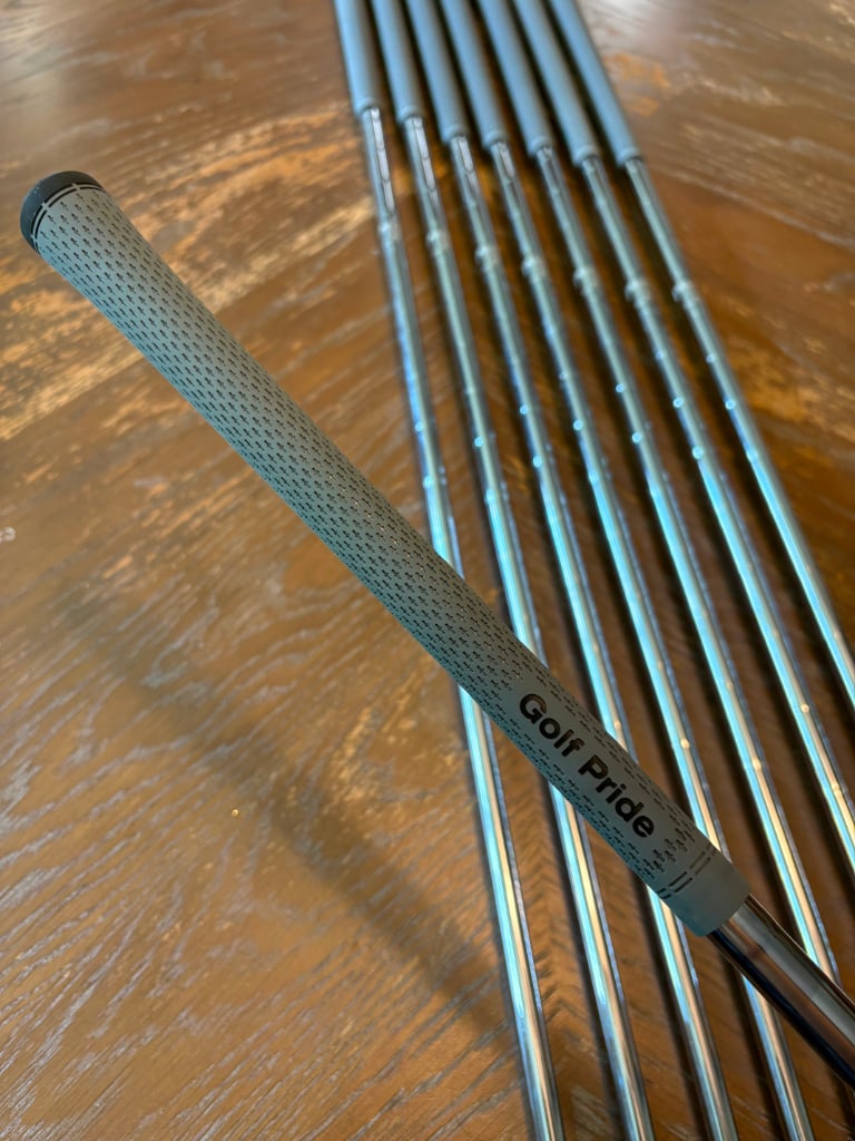 2 Beautiful Iron Sets Ping G400 and Srixon ZX4/ZX5 Combo Set