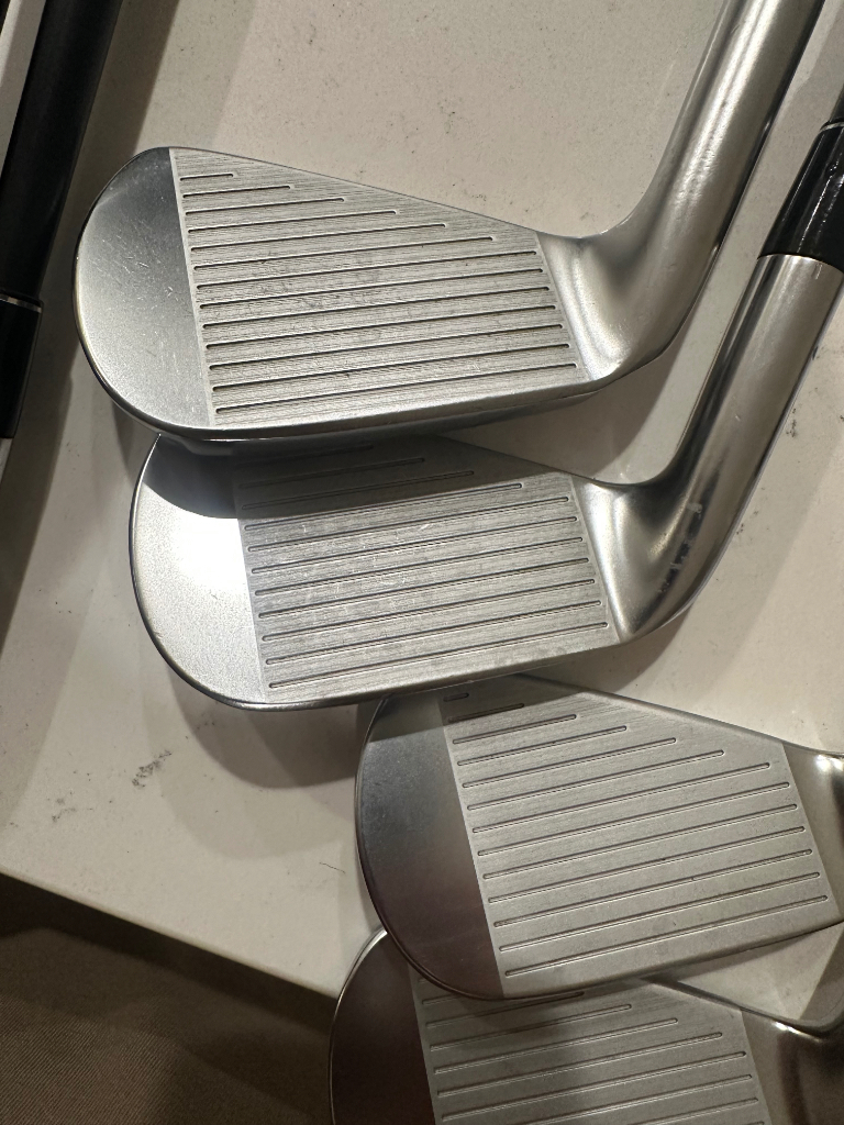PRICE DROP!!! - WTS/WTT Srixon ZXI5 4,5, ZXI7 6-PW Combo w/ Axiom