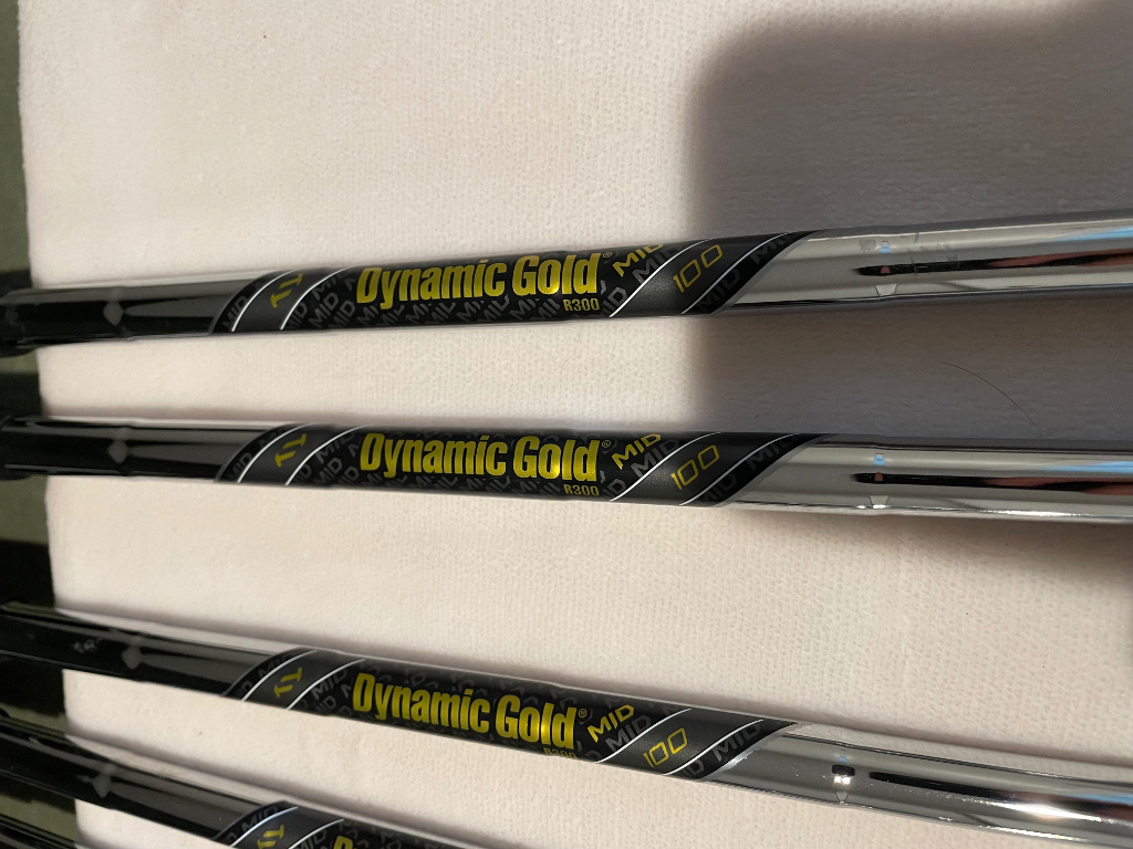 Zxi5 Irons 5-GW. DG Mid 100 R300 $850 - Classifieds- For Sale