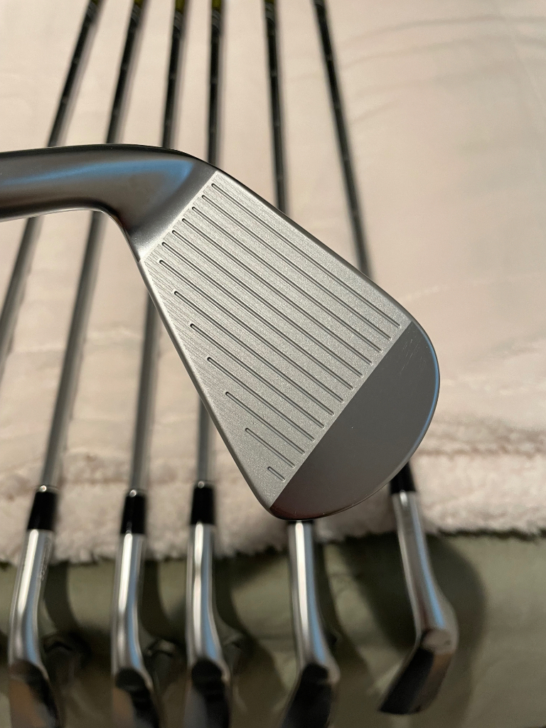 Zxi5 Irons 5-GW. DG Mid 100 R300 $old - For Sale Archive-For