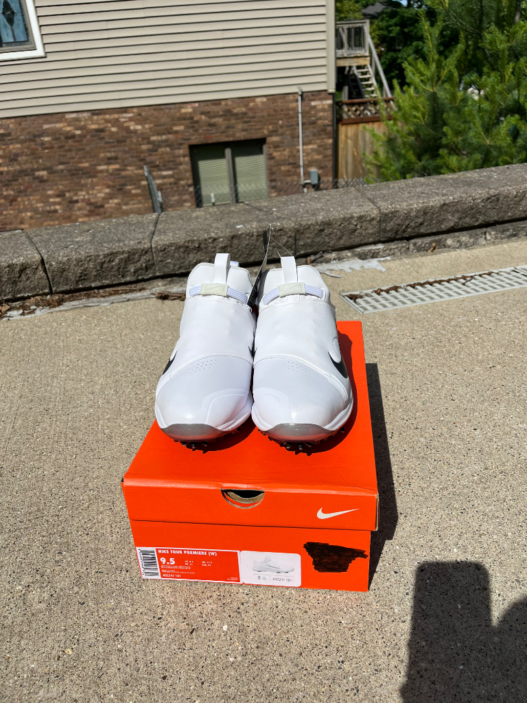 Brand New Nike Tour Premiere White/Silver 9.5 Wide - Classifieds