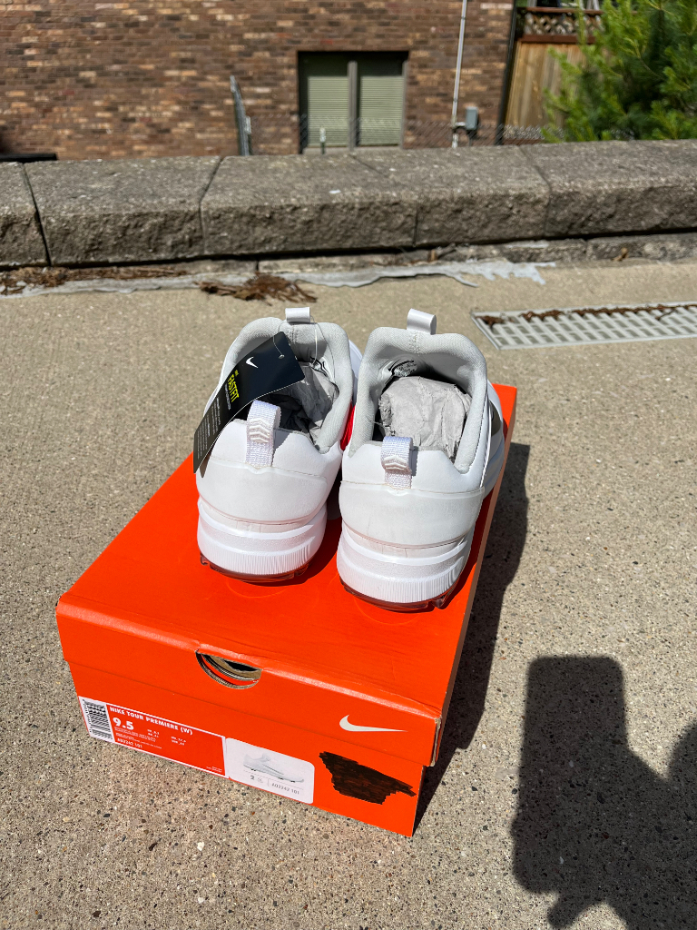 Brand New Nike Tour Premiere White/Silver 9.5 Wide - For Sale