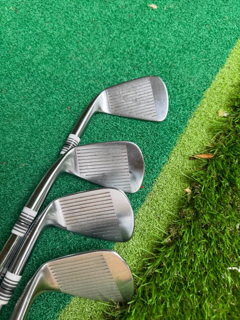 Miura KM 700 4-PW, Modus Tour 120, Miura Wedges, Ping G440, LAB