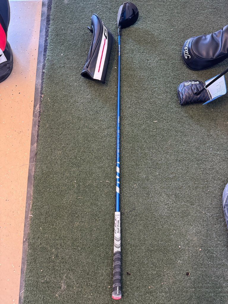 _________Titleist GTS3 9 degree driver w/ Fuji Ventus Blue 6x PURE