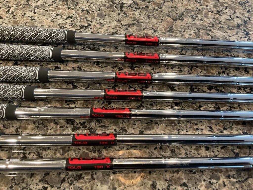 Srixon ZXi7 4-PW KBS Tour 130 X Golf Pride Z Grip Full Cord