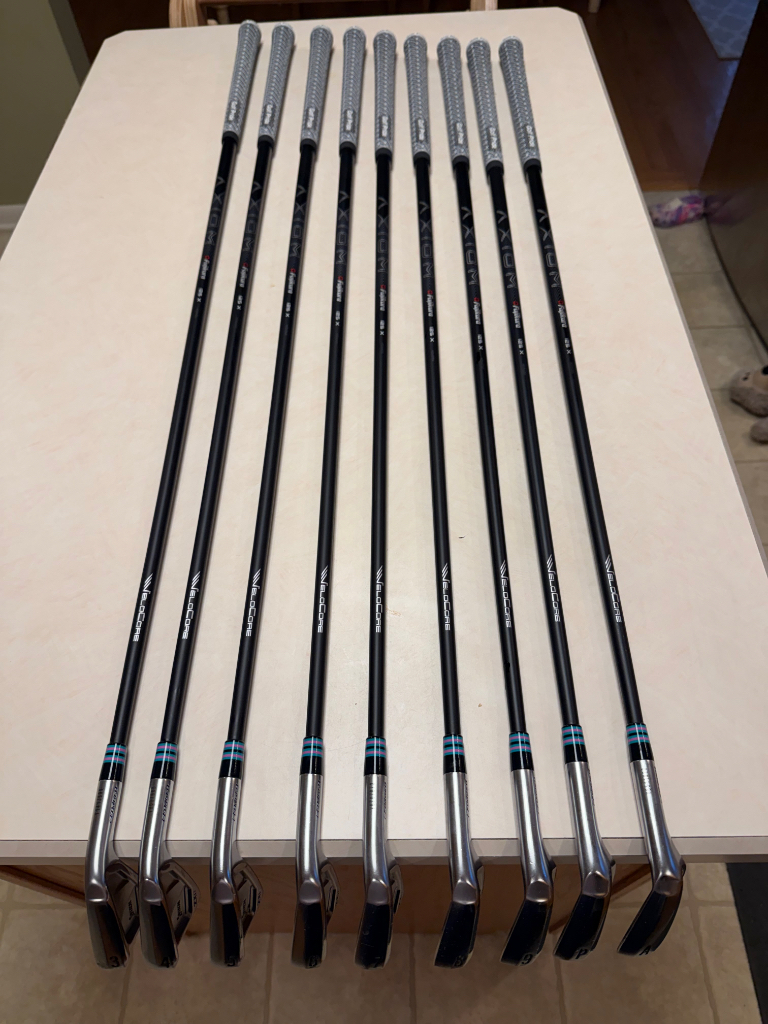 FS: Srixon ZXi7 3-AW Irons (9 Clubs) w/ +.5