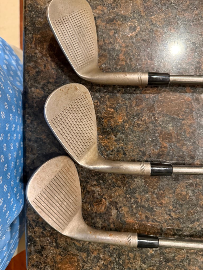 Srixon ZXi7 w/ Steelfibers and set of Vokey SM9 raw w/ steelfibers