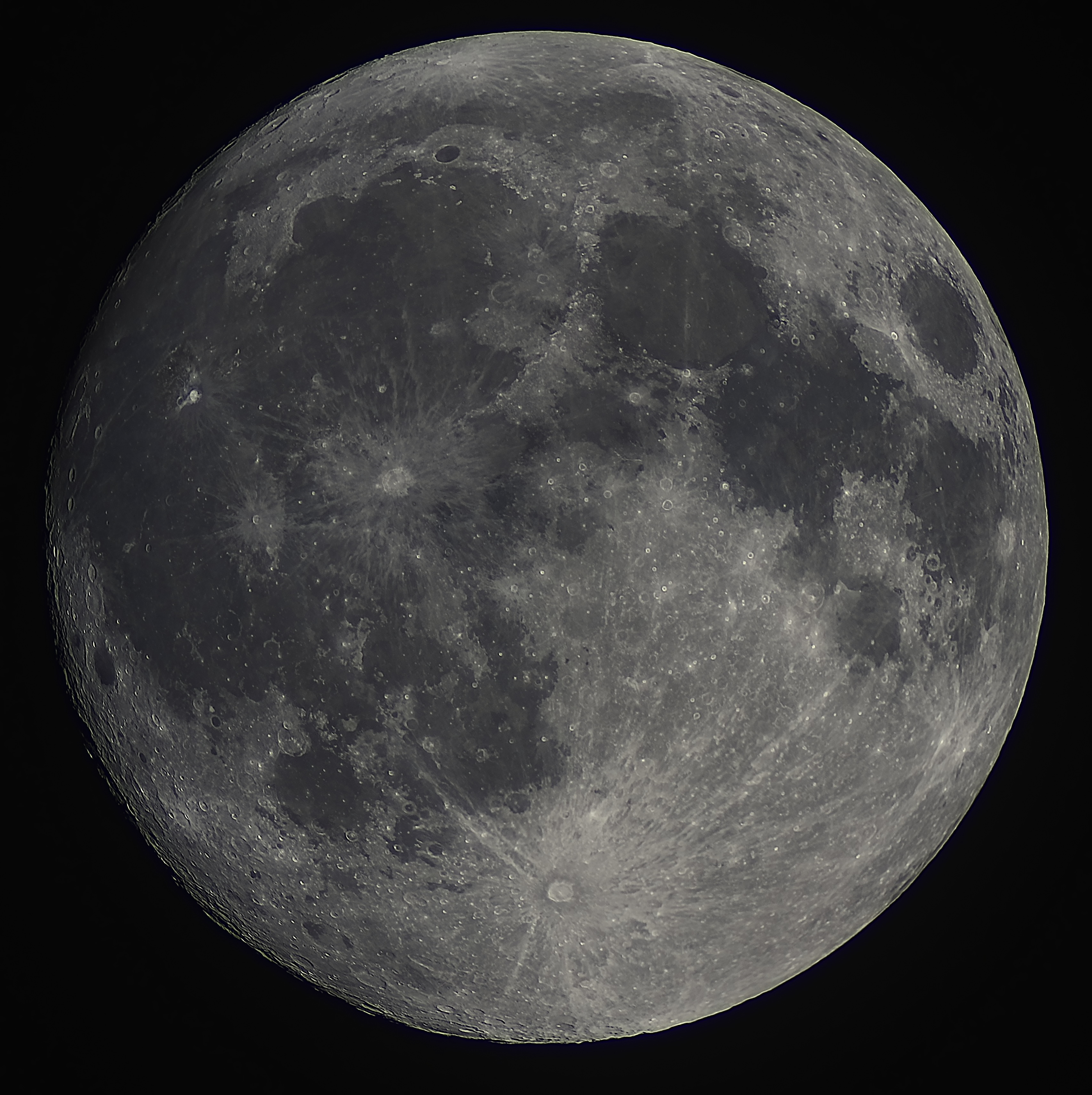 Moon 98% HIres 2k 15-9-16.10.30pm - Imaging - Lunar - Stargazers