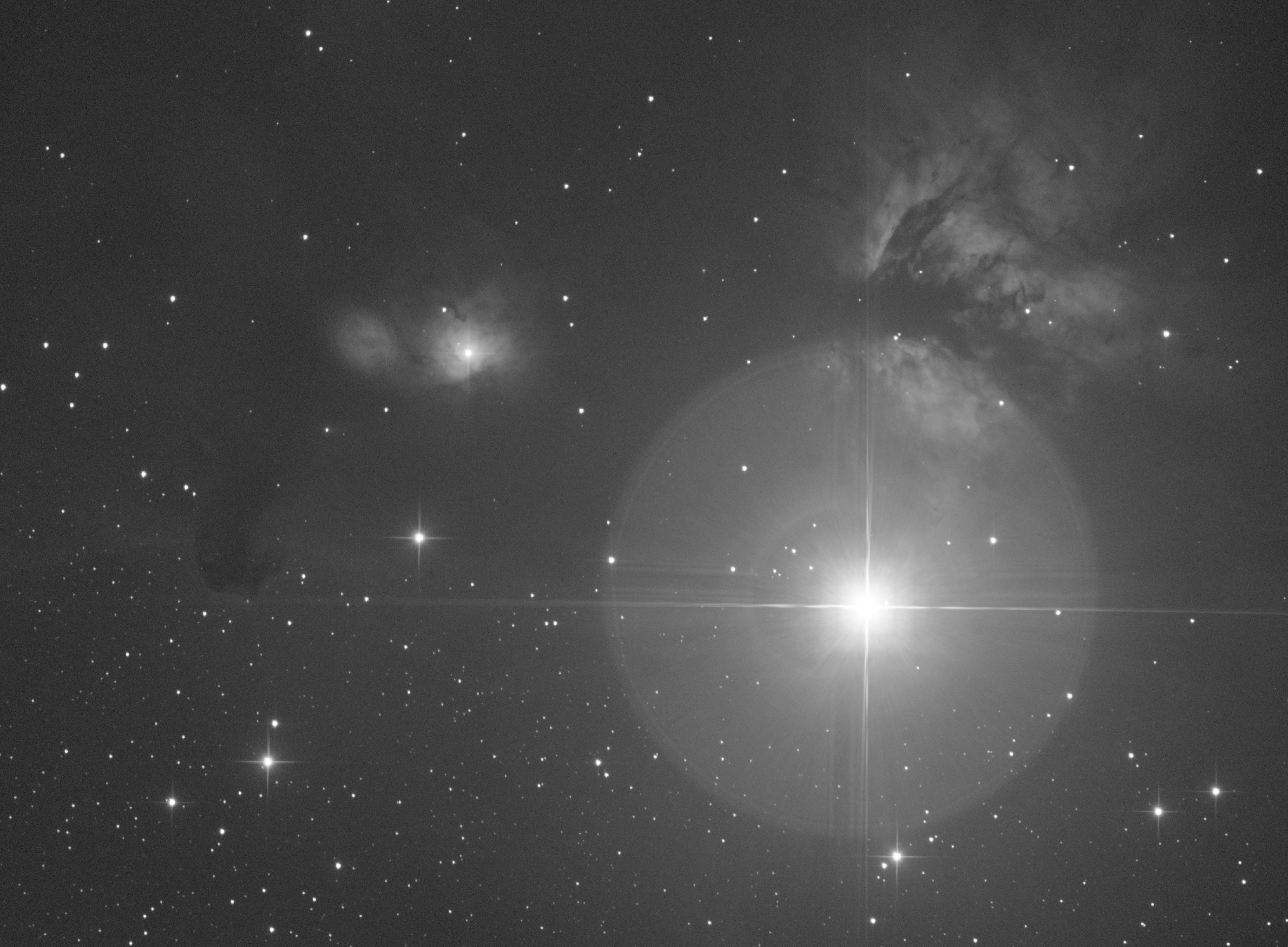 Pronounced secondary mirror reflections in Skywatcher 200PDS after