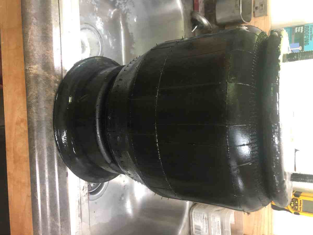 Roadmaster S-Series Suspension Air Spring/Air Bag Replacement - Page 4 -  Chassis, Handling, Tires & Brakes - Monacoers