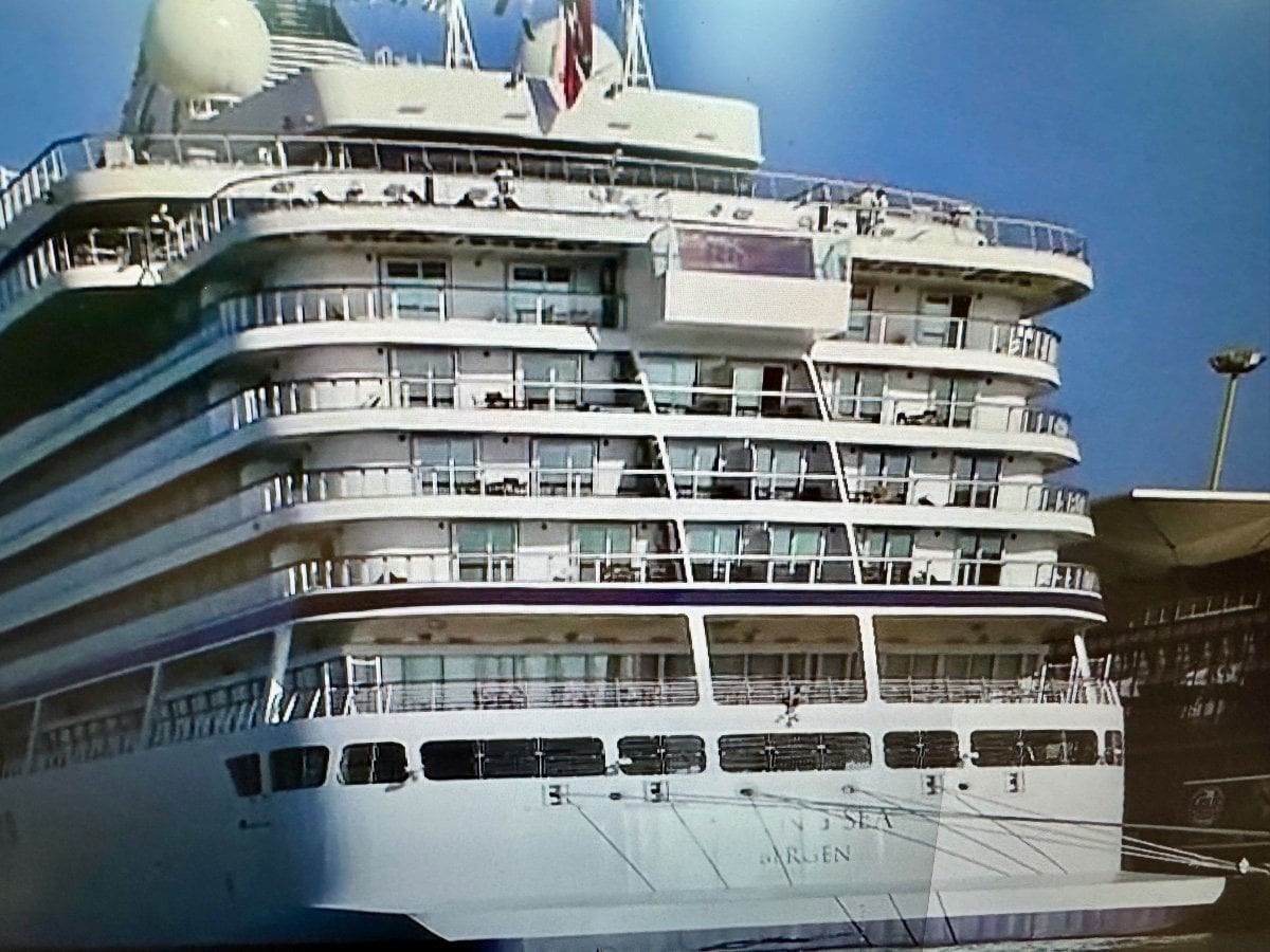Nieuw Statendam 14 day Arctic Circle June 15 to June 29 2025 in photos