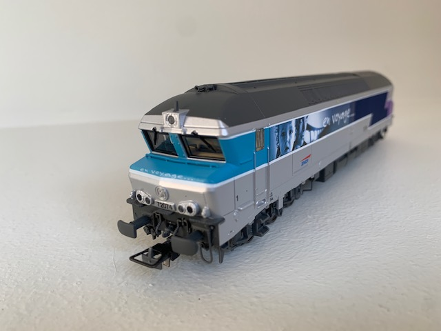 JOUEF locomotive diesel CC72000 livrée bleu HJ2048 (n°1bis