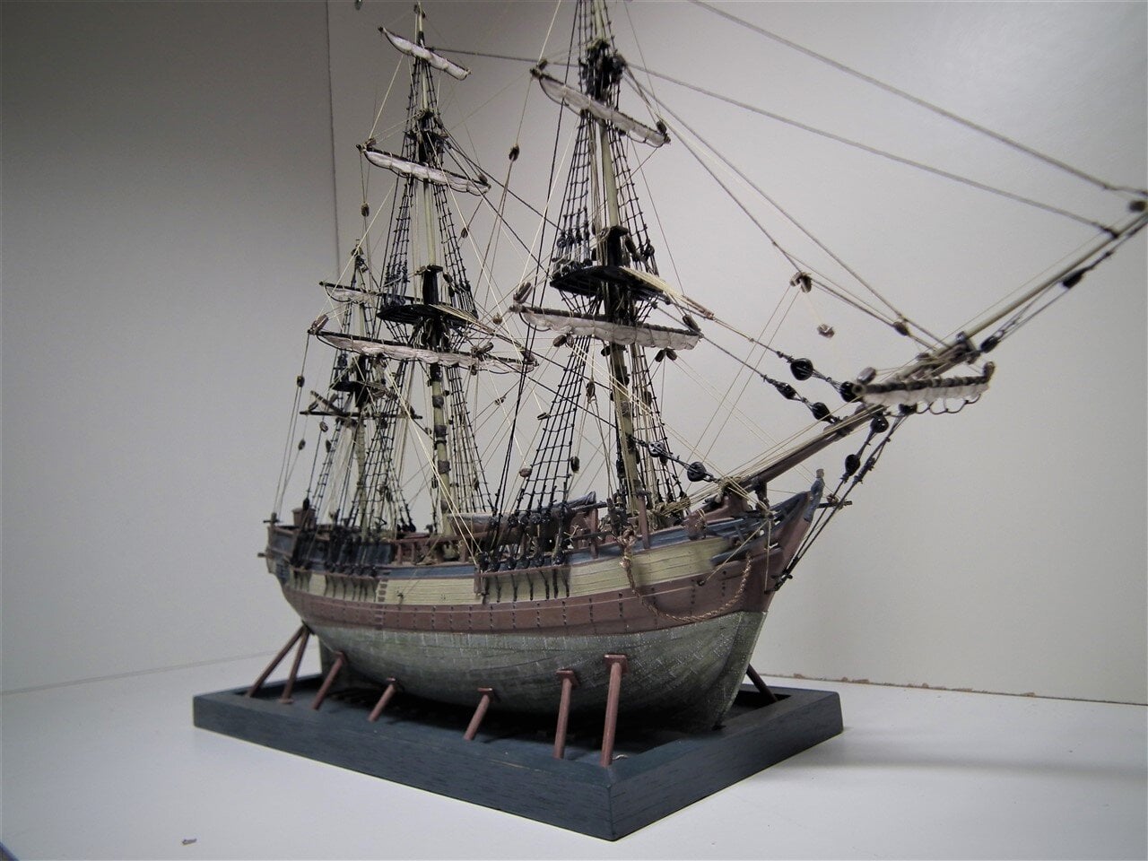 Revell Bounty 2_1280.JPG
