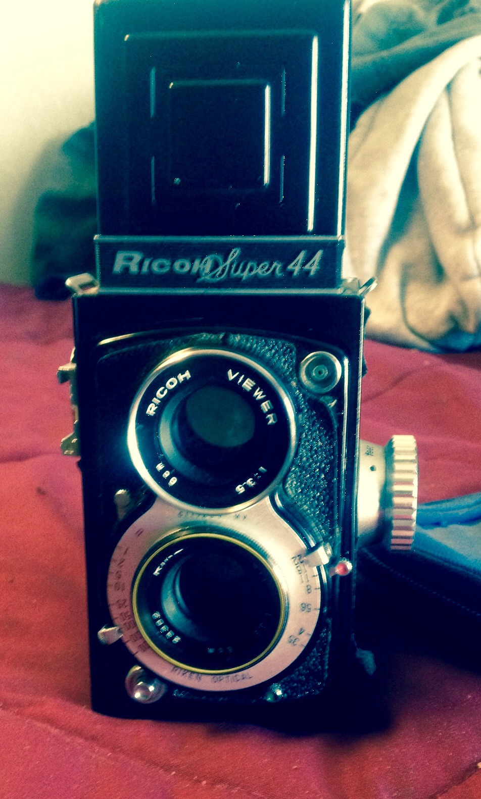 Ricoh super 44 outlet TLR with case