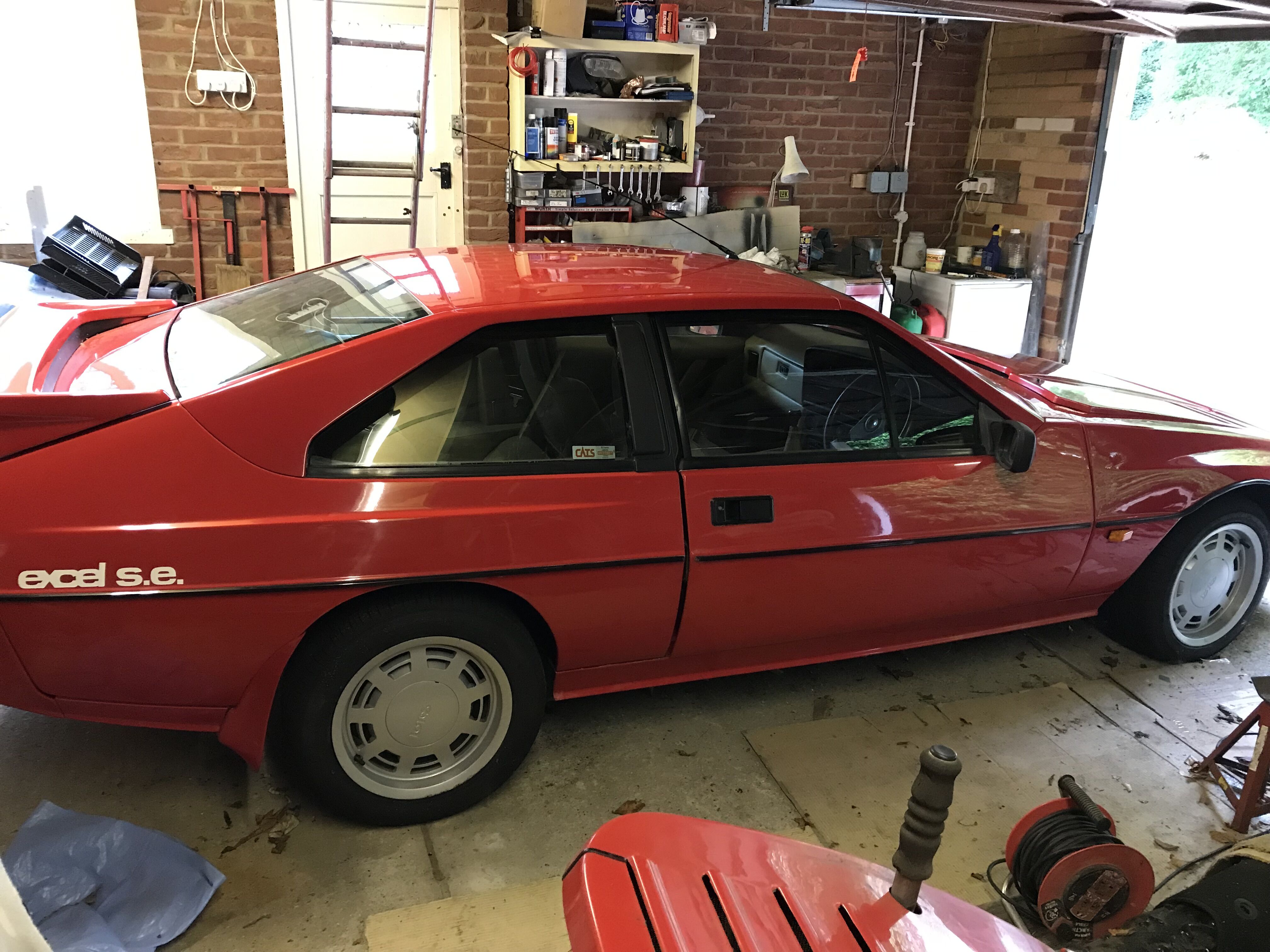 1986 Excel SE Restoration: advice please - Projects & Restorations