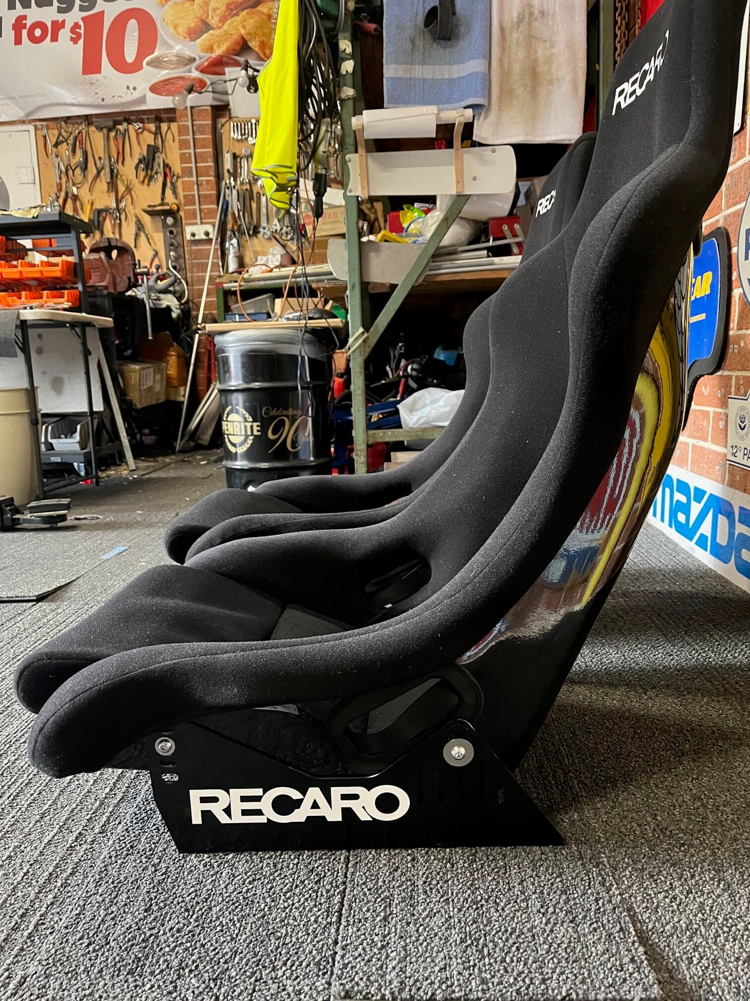 New Recaro Seats into a V8 - Interior/Exterior/Lights/Glass/Alarms/ICE ...