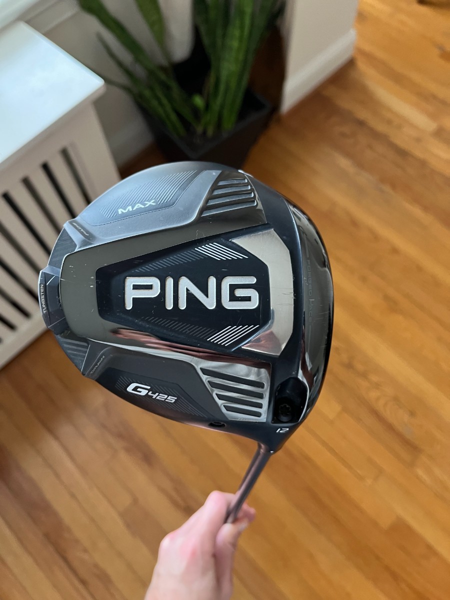 I’m selling a ping driver 10 deals 1/2° draw regular shaft