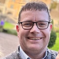 Mark Barnes (Logos)