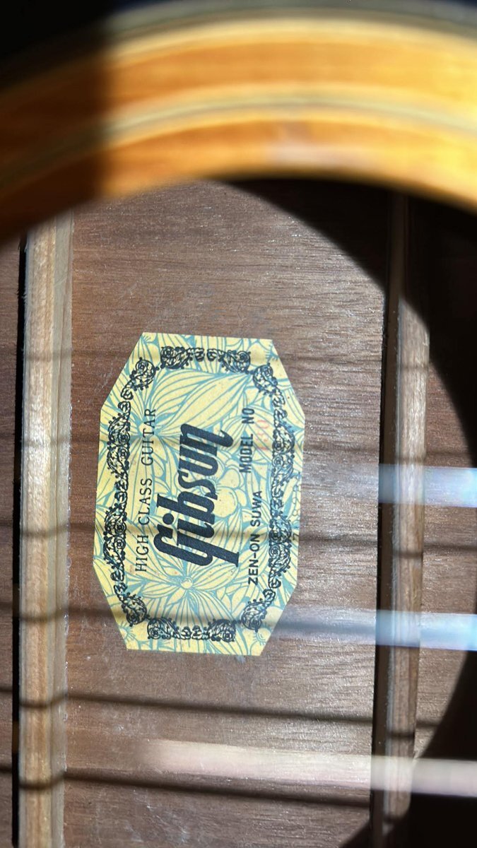 Need Help With this Gibson Label - The Gibson Lounge - Gibson Brands Forums