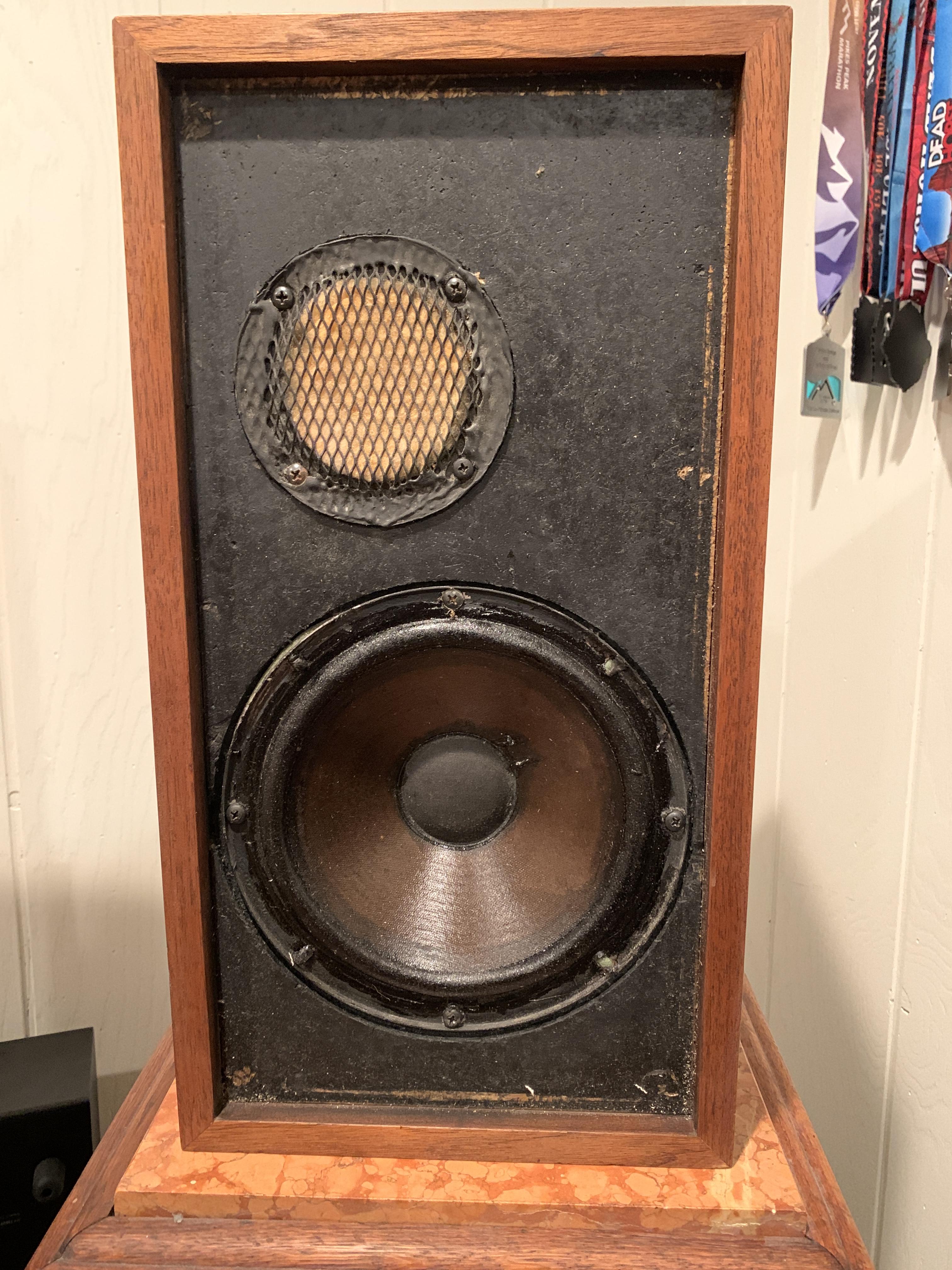 AR-4x New Speaker Day - Acoustic Research - The Classic Speaker Pages  Discussion Forums