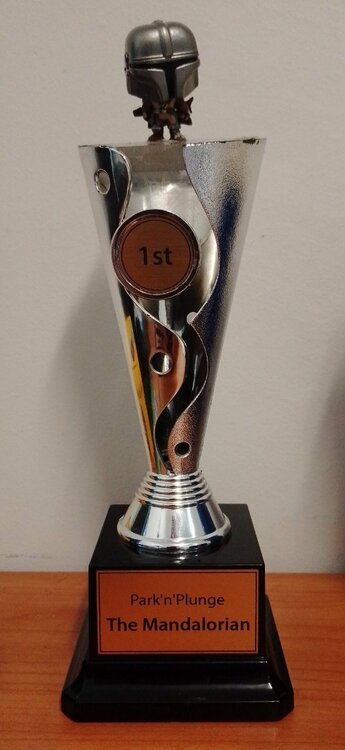 Mando trophy1.jpg