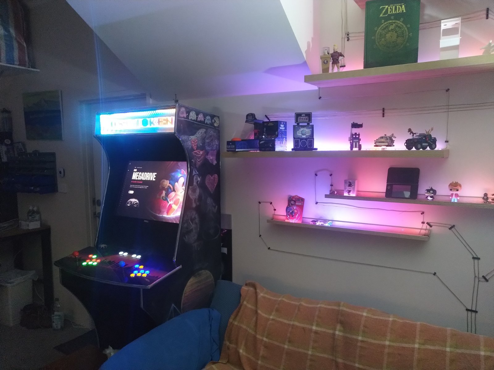 Pinball in the Garage (Hobart)