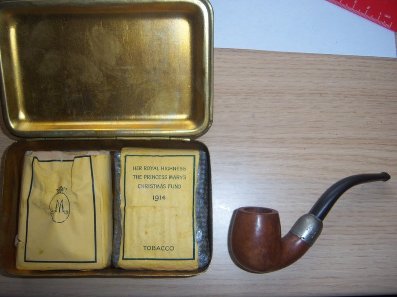 1914 christmas tin - Other Equipment