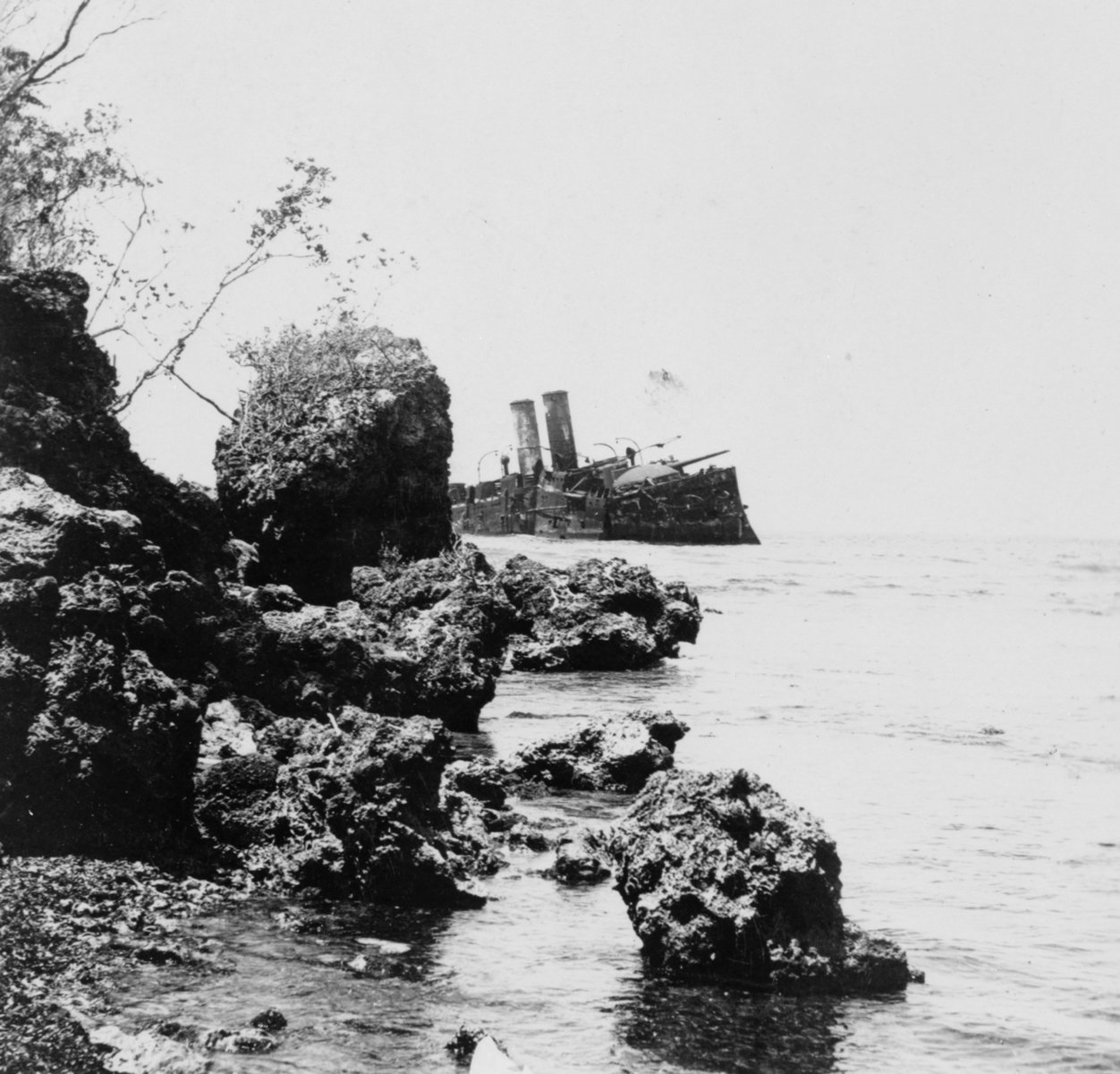 large.Almirante_Oquendo_wreck_Cuba_1899.jpg.bfe28a2f82335564f89226b65acf5bfb.jpg