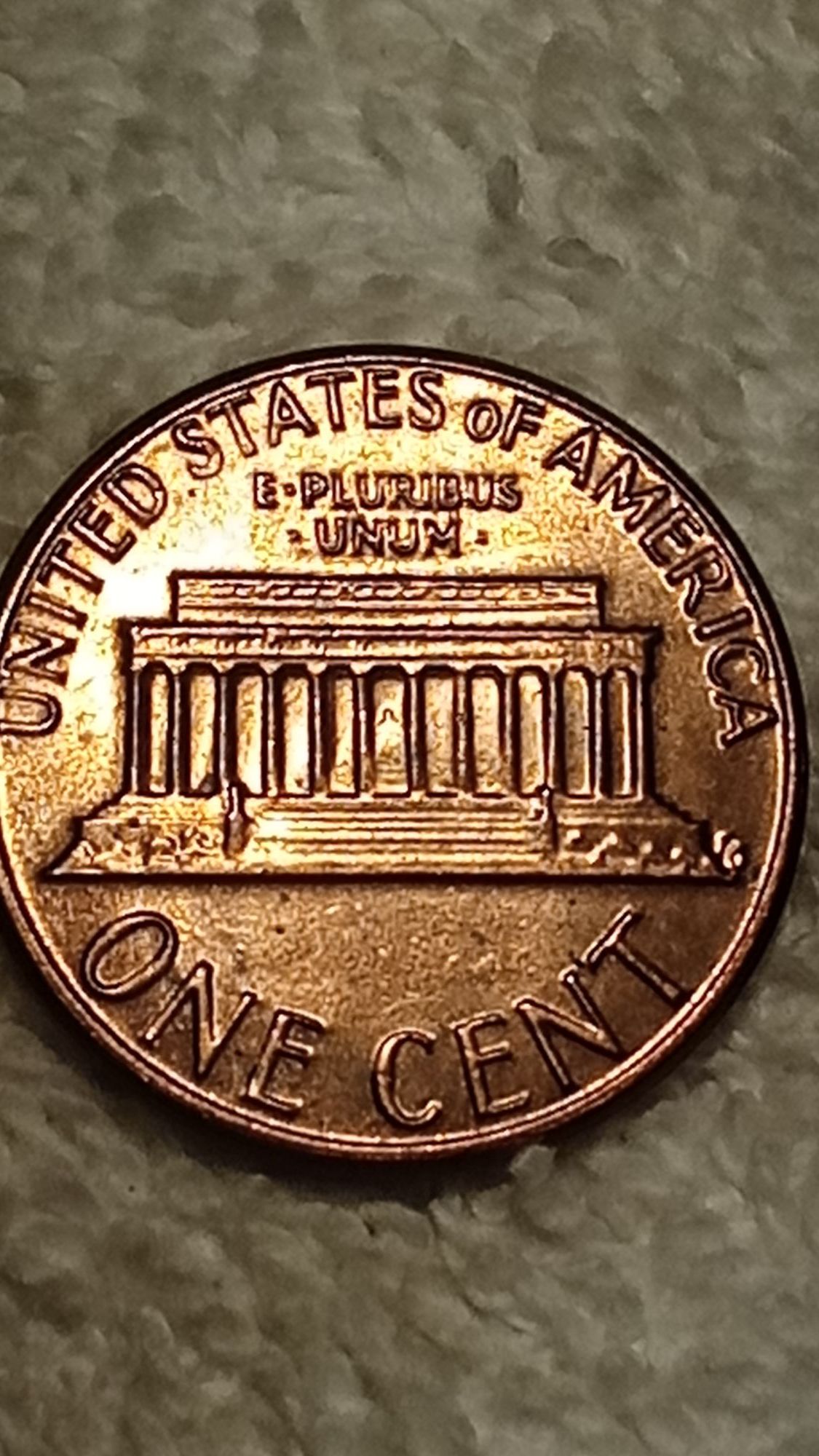 1980's Lincoln Cents with waviness throughout the reverse