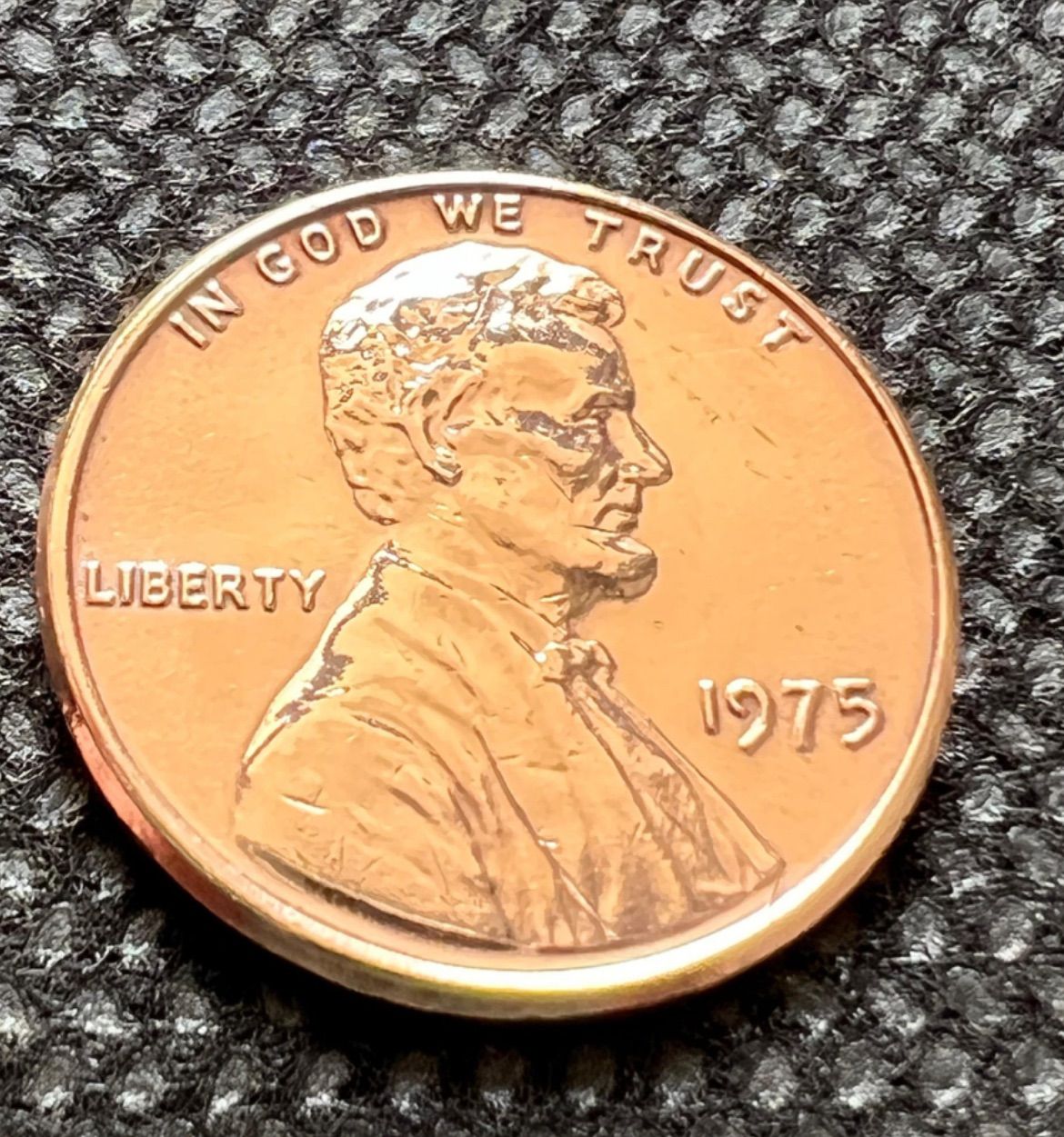 1975 Lincoln Cent – Possible Mint Error on “STATES” - US, World
