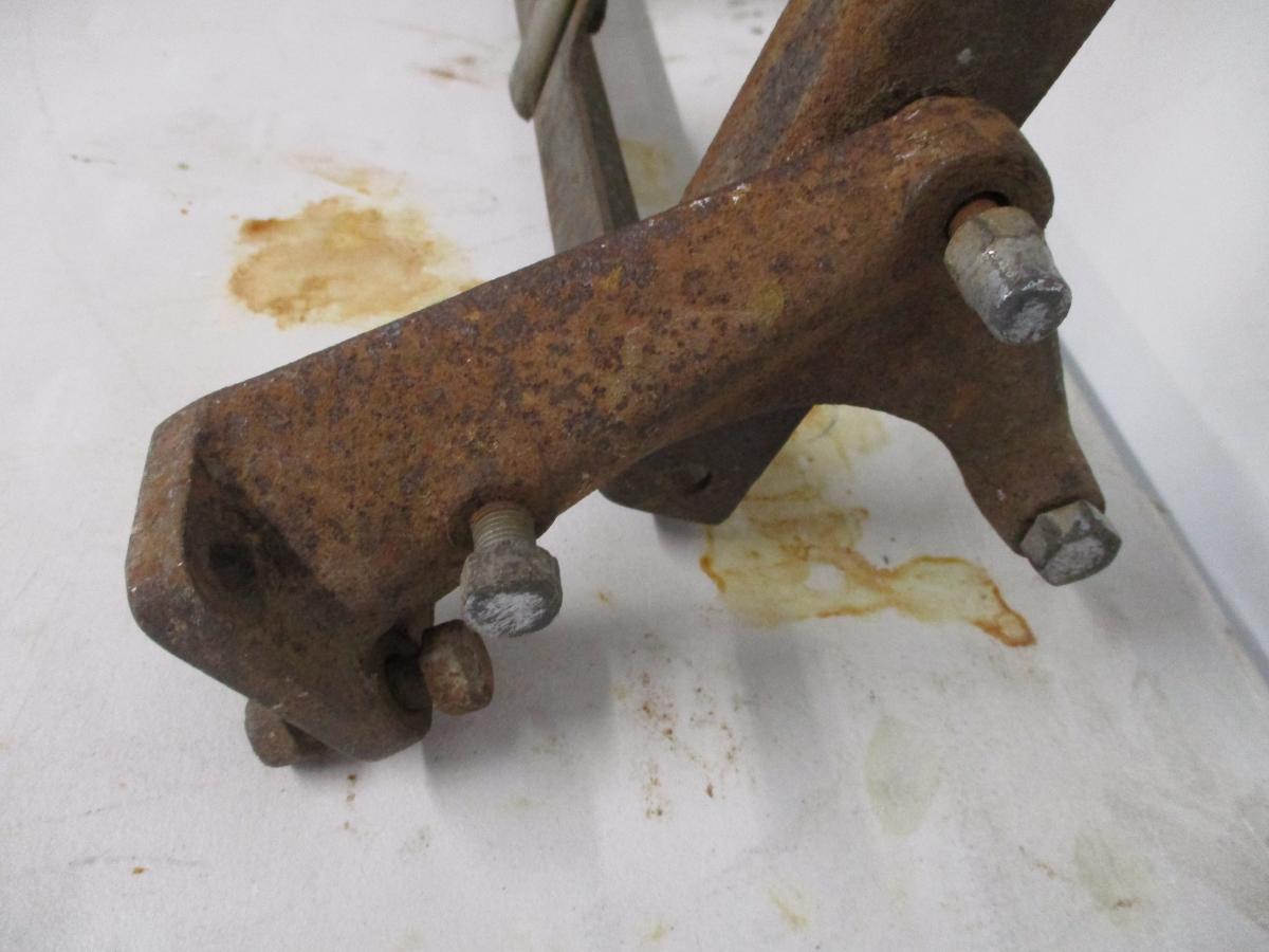 Large Peerless? trunk rack - Peerless - Antique Automobile Club of ...