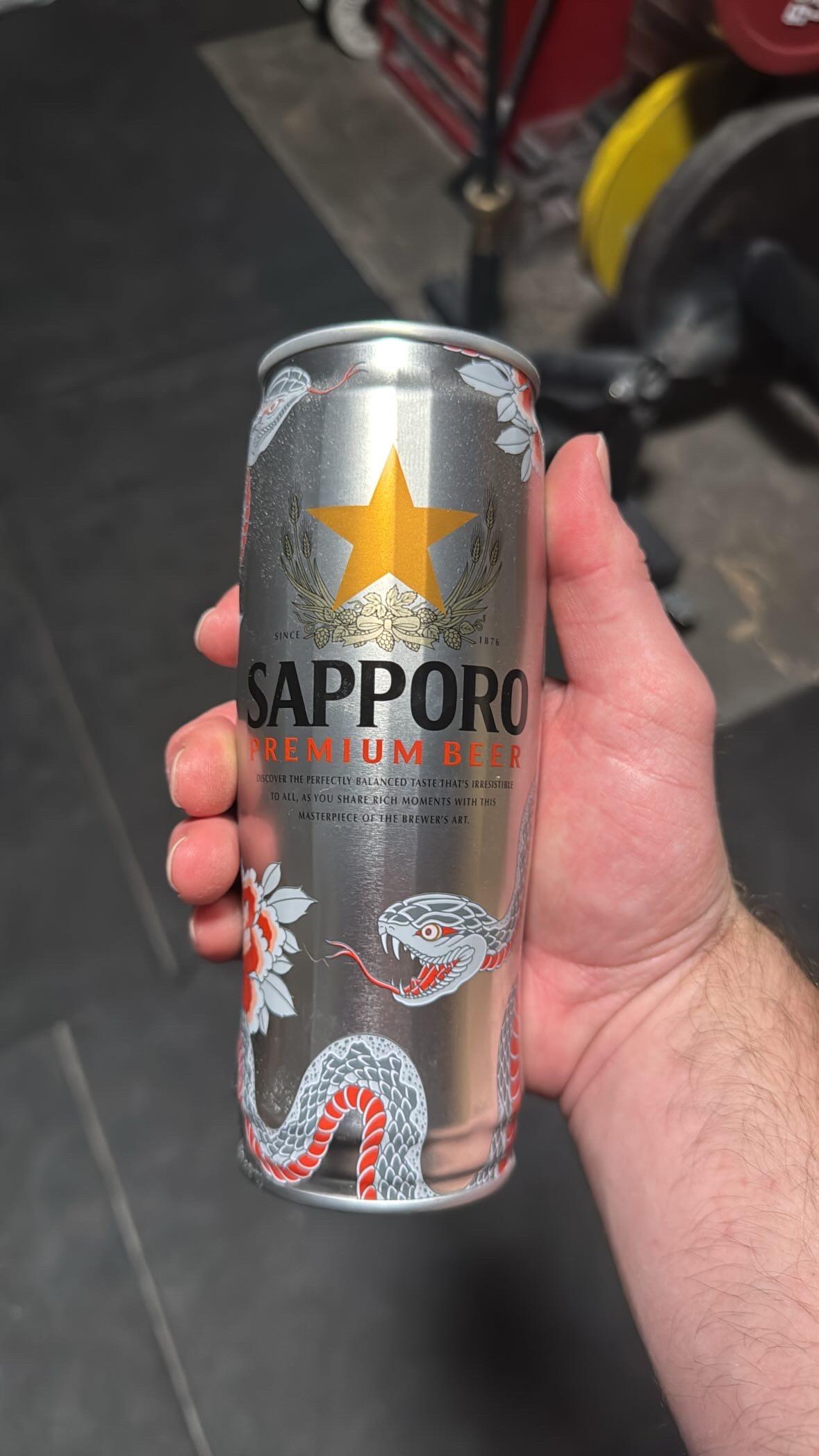 22oz Sapporo Can Crush Challenge - GripBoard - The GripBoard